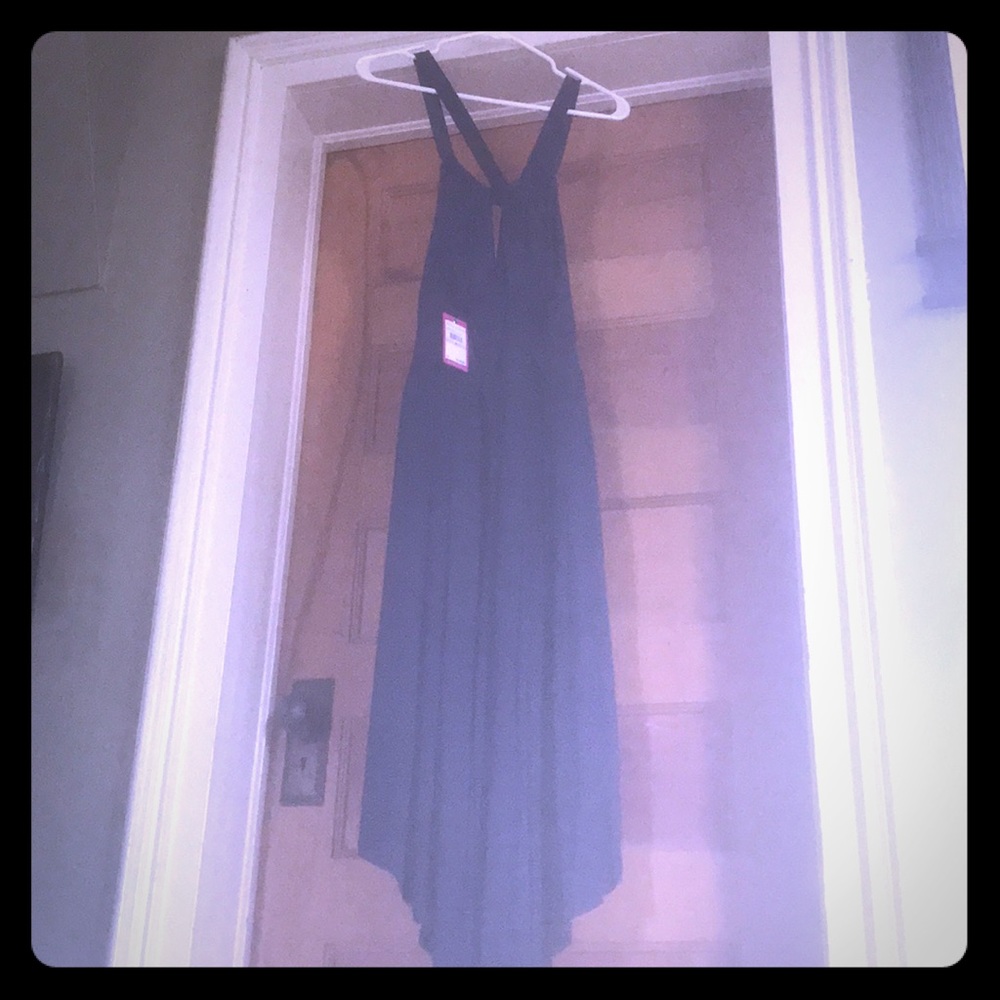 Vince Camuto Cross-Back Halter Dress